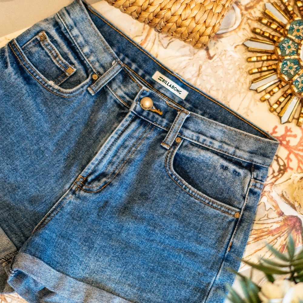 BILLABONG CUFFED DENIM SHORTS